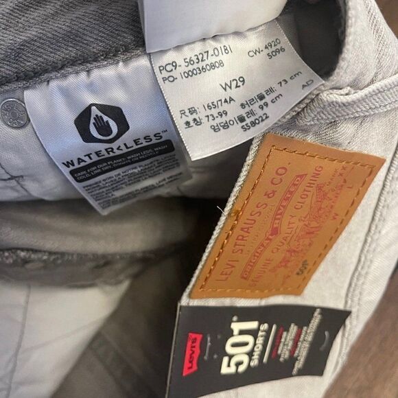 Levi’s Light Gray 501 Cut Off Shorts - Picture 5 of 10